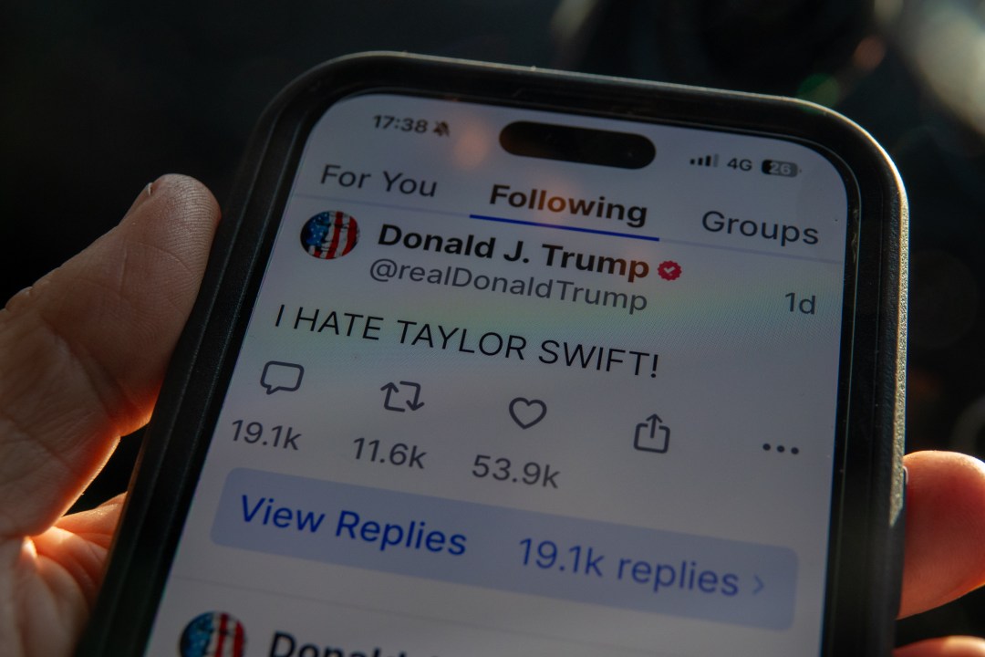 Donald Trump writes about Taylor Swift