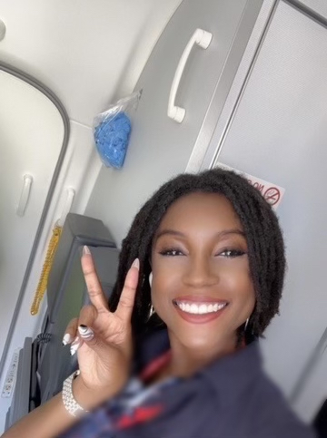 Flight attendant Nasstasja Lewis tells NewsNation she has eaten passengers' leftover meals to make ends meet.