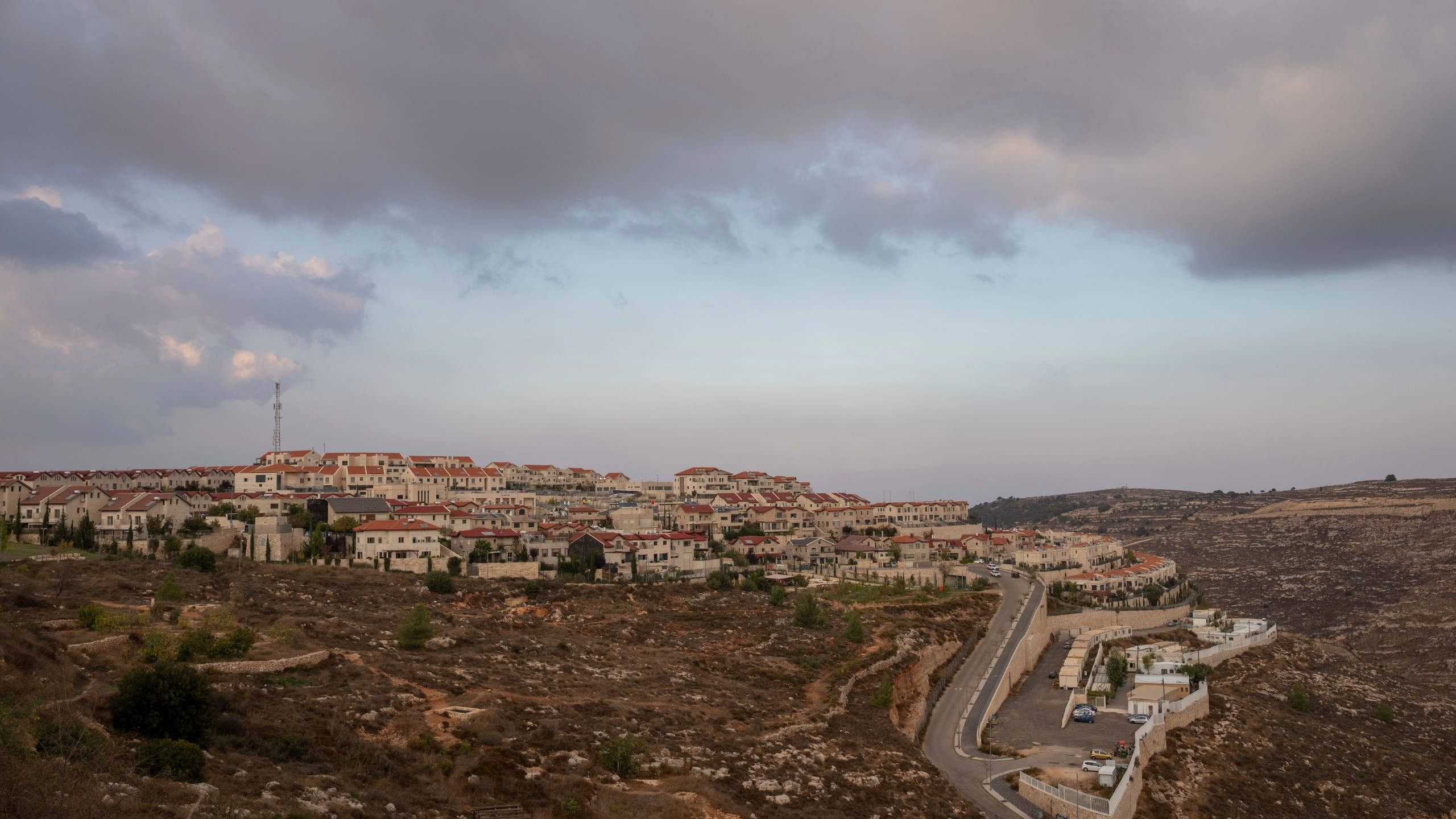 FILE - A general view of the West Bank Jewish settlement of Efrat ,Tuesday, Nov. 12, 2024. (AP Photo/Ohad Zwigenberg, File)