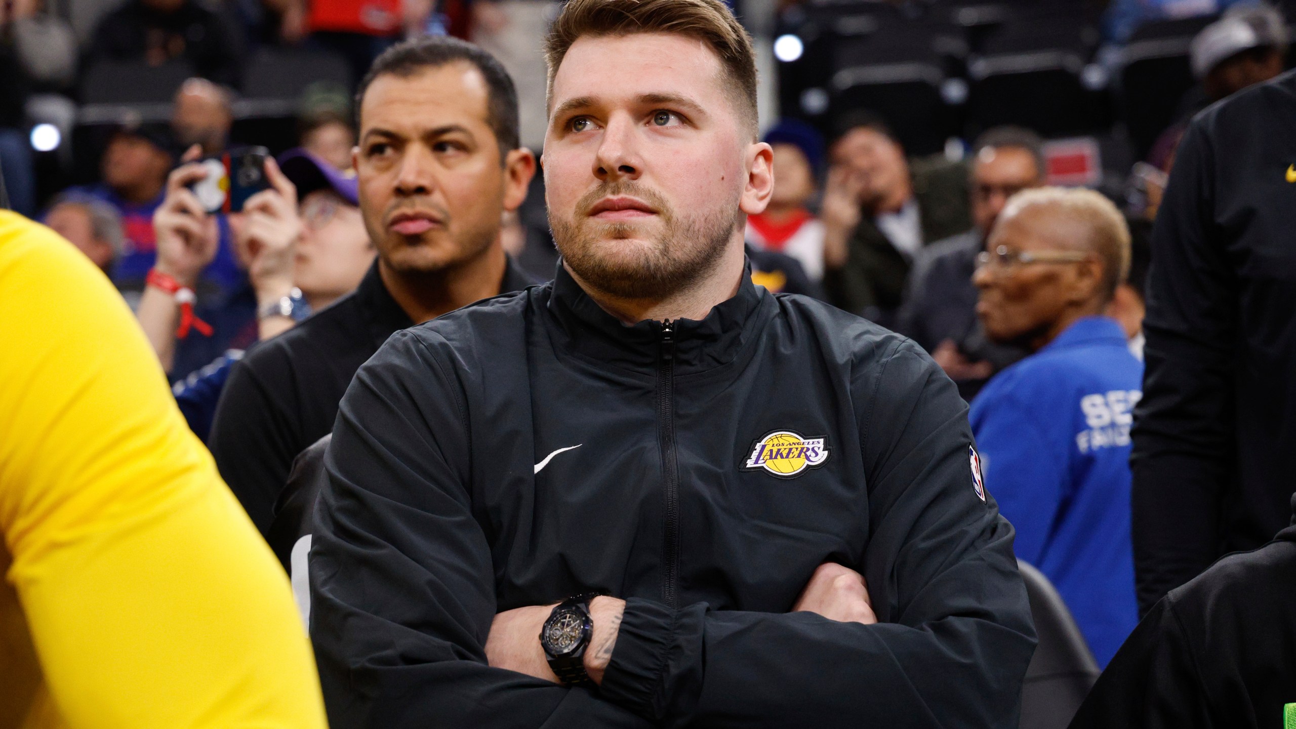 Los Angeles Lakers guard Luka Doncic sits on the bench before an NBA basketball game against the Los Angeles Clippers, Tuesday, Feb. 4, 2025, in Inglewood, Calif. (AP Photo/Kevork Djansezian)