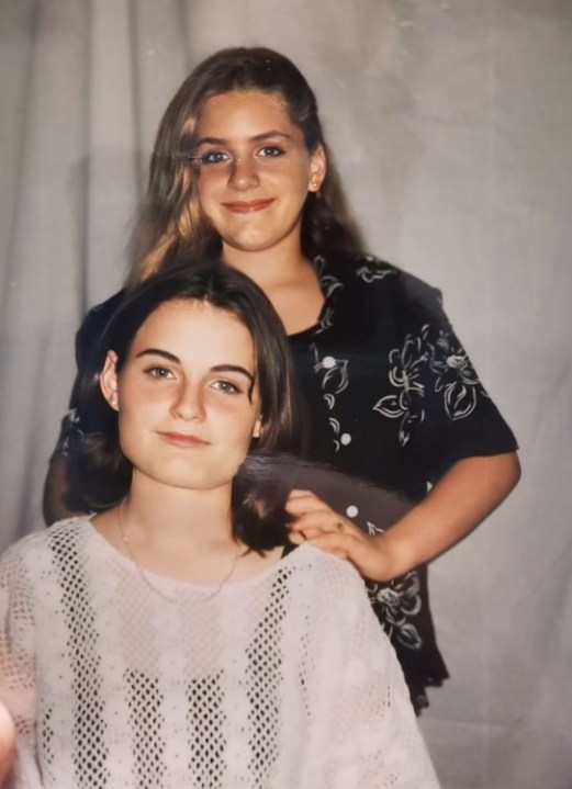 Bonnie and Danielle Bell