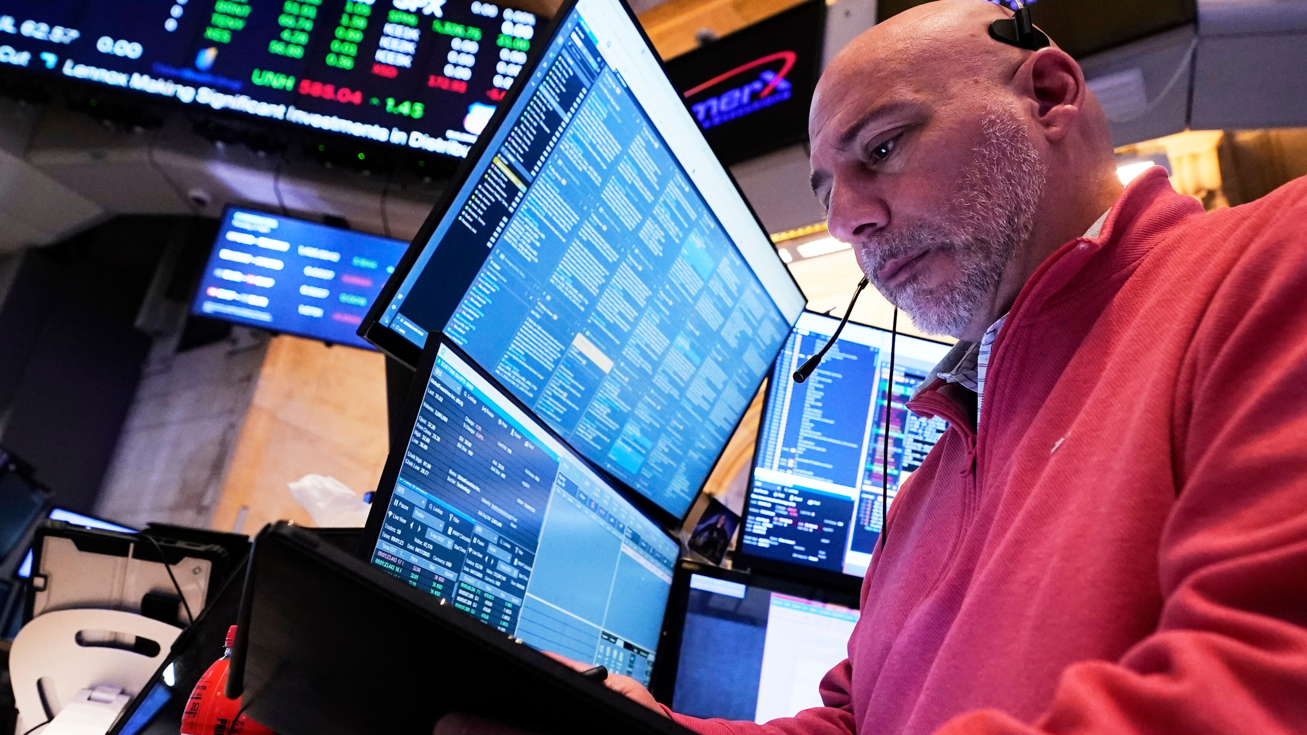 Trader Vincent Napolitano works on the floor of the New York Stock Exchange, Thursday, April 17, 2025. (AP Photo/Richard Drew)