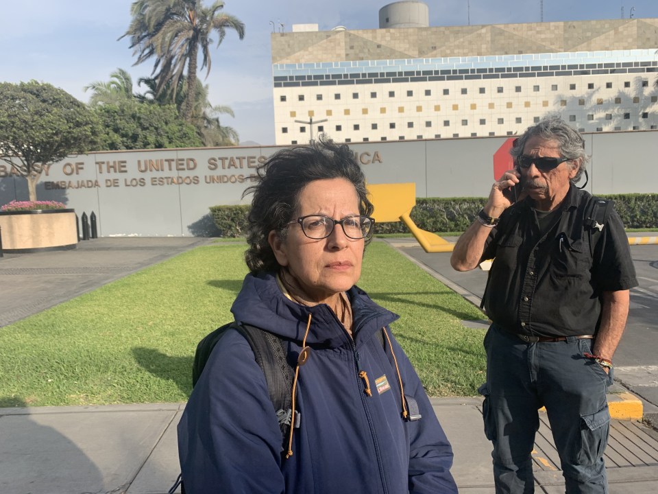 Valpeoz parents at embassy