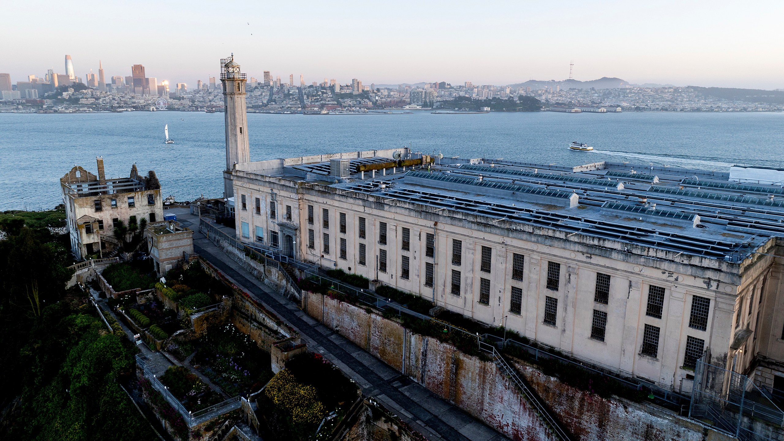 aerial view of Alcatraz Island