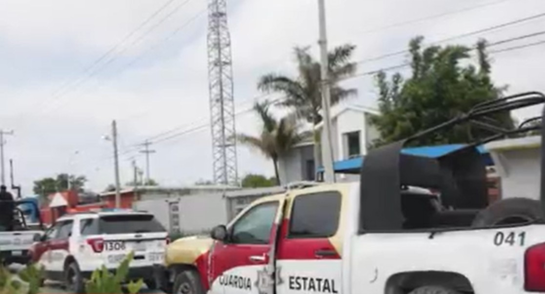 A Mexican state police vehicle