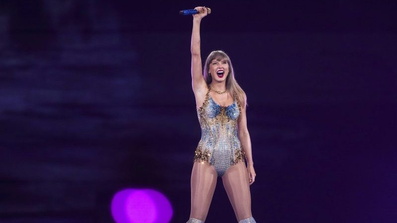 Taylor Swift performs onstage