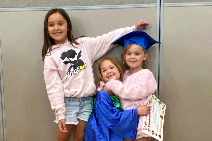 Paityn, Olivia and Evelyn Decker.