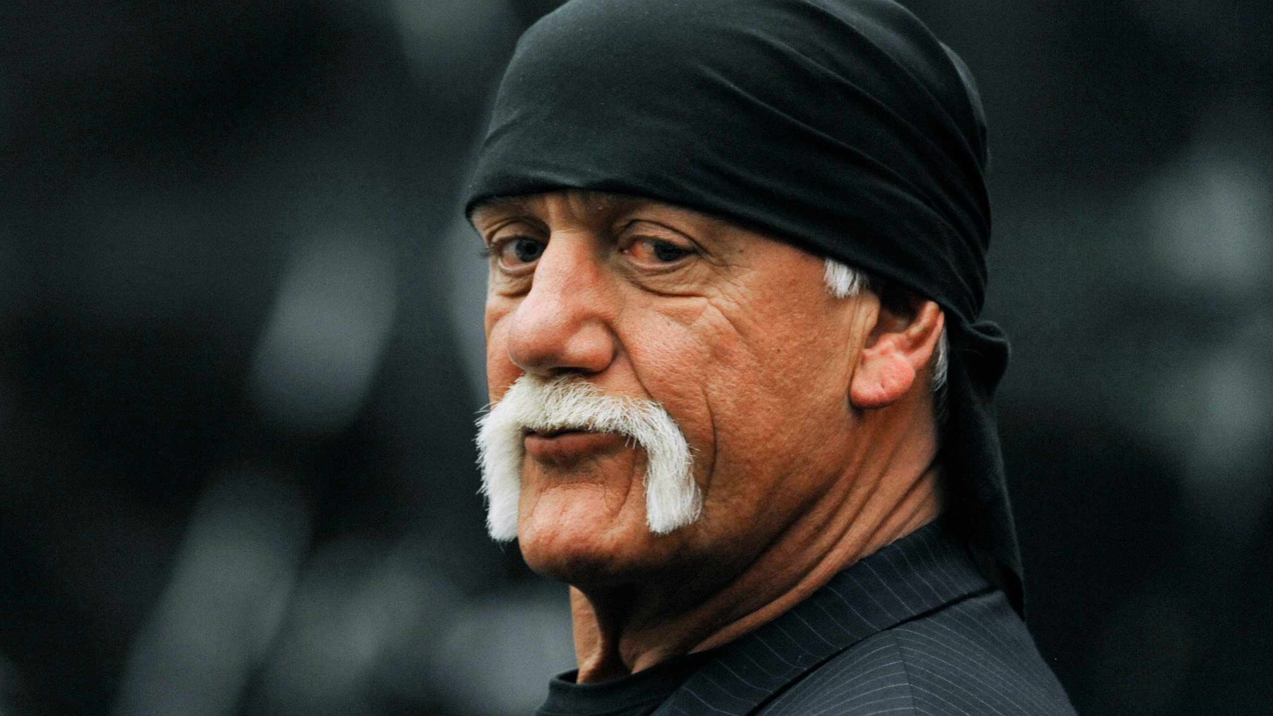 Hulk Hogan in a courtroom