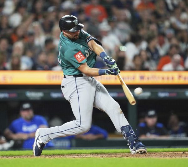 Seattle Mariners' Cal Raleigh