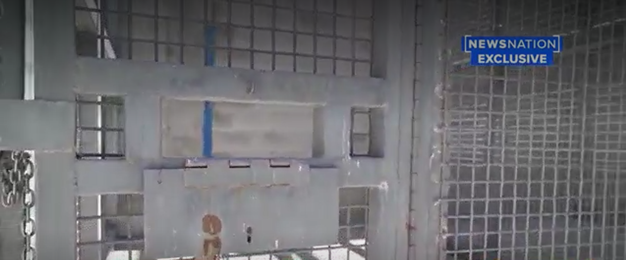 An outdoor cage at the Idaho Maximum Security Institution