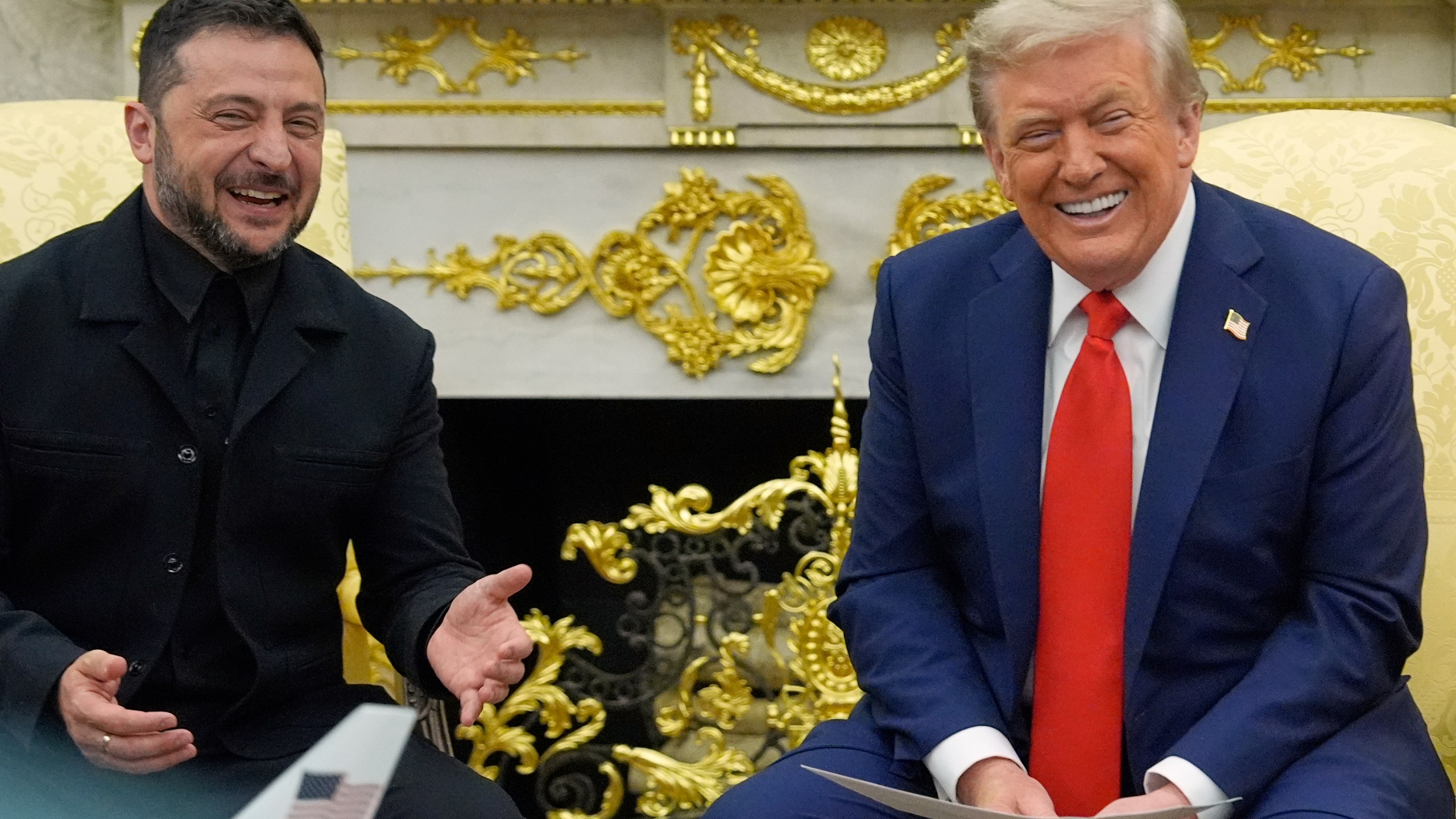 President Donald Trump meets with Ukraine's President Volodymyr Zelenskyy in the Oval Office at the White House, Monday, Aug. 18, 2025, in Washington. (AP Photo/Julia Demaree Nikhinson)