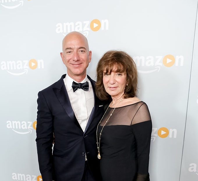 Jezz Bezos and Jacklyn Bezos