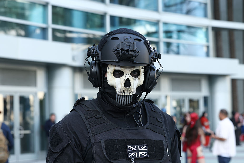 Call of Duty Cosplayer