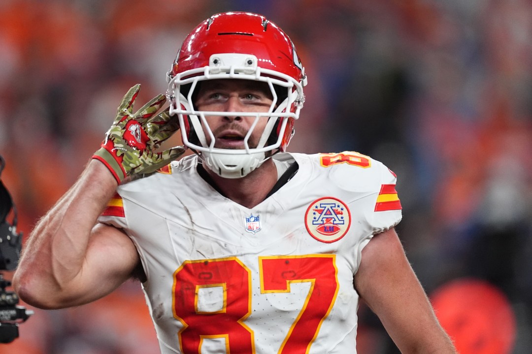 Kansas City Chiefs tight end Travis Kelce celebrates after scoring during the second half an NFL football game against the Denver Broncos Sunday, Nov. 16, 2025, in Denver. (AP Photo/David Zalubowski)