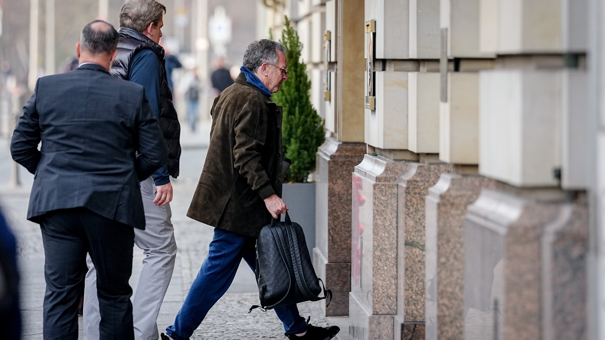 Steve Witkoff, special envoy of the United States, arrives for talks between representatives of the U.S. and Ukraine, at the Hotel Adlon, in Berlin, Sunday, Dec. 14, 2025. (Kay Nietfeld/dpa via AP)