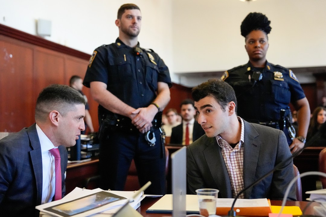 Luigi Mangione appears in Manhattan Criminal Court