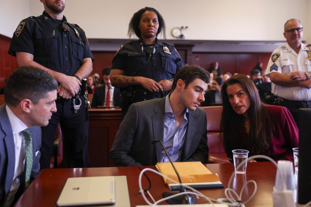 Luigi Mangione appears in Manhattan Criminal Court