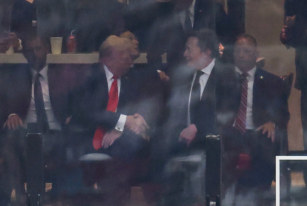 Long shot of Trump, Elon Musk at event